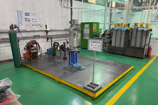 Welding practice area